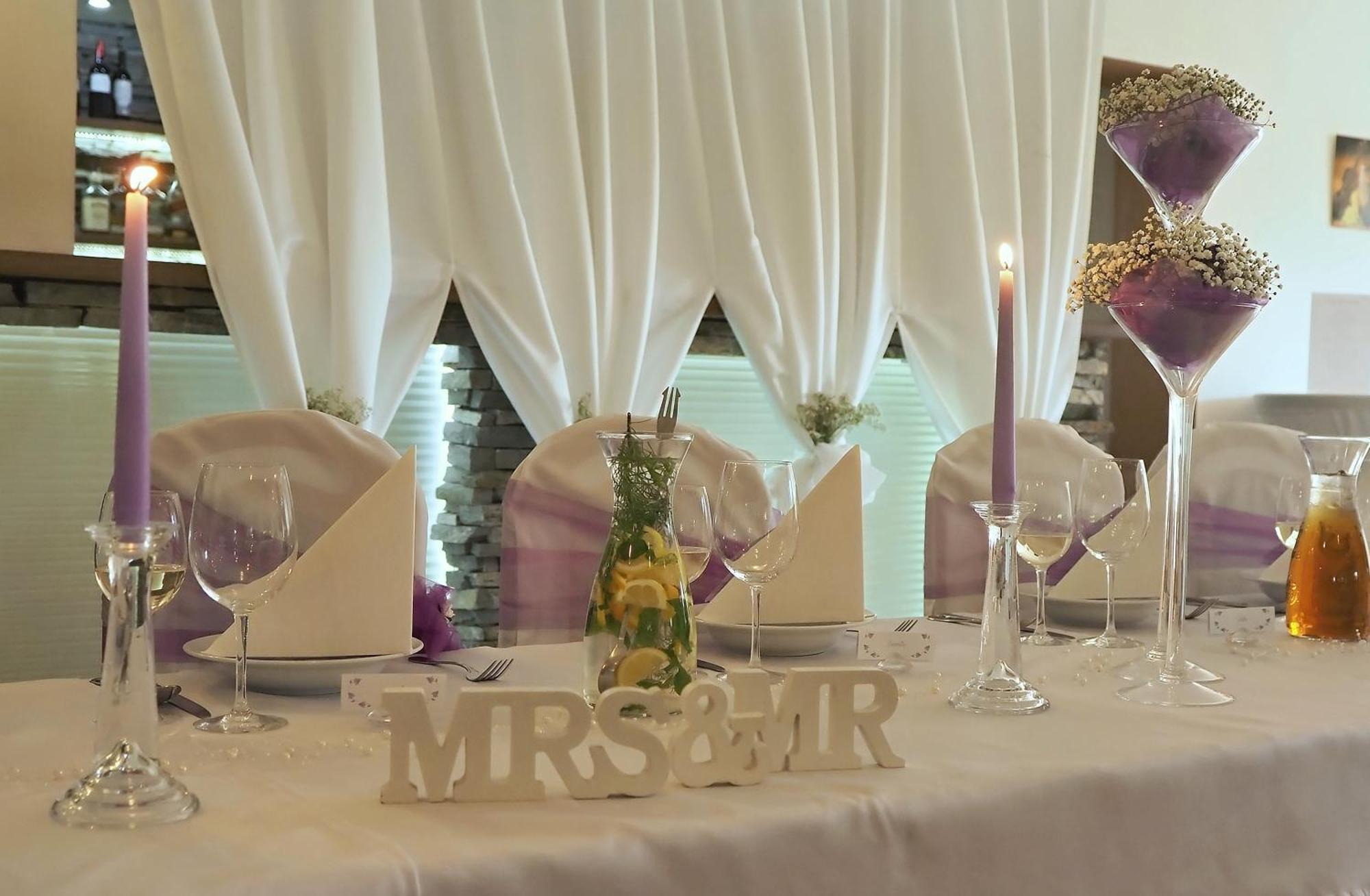 Restaurace A Penzion Lutena Dolni Lutyne Buitenkant foto